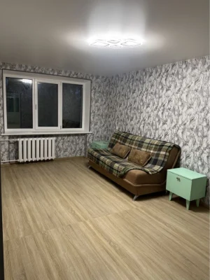 Продаж 3-кімнатна, 60м2, від власника