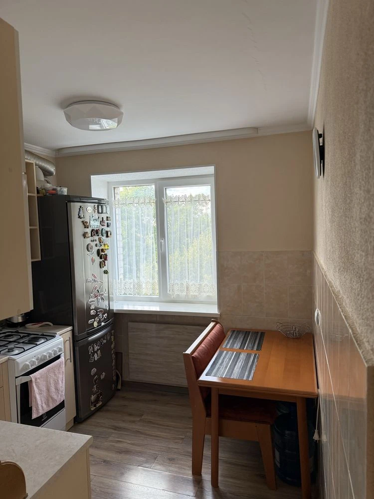 Продаж 2 кімнатної квартири
