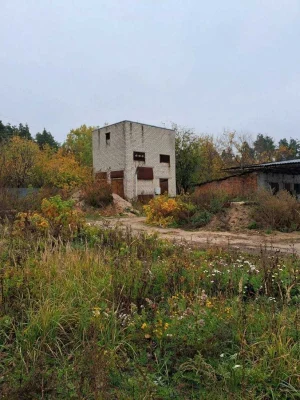 Васильков продам участок  1 га земли с производством