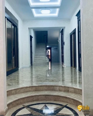 Оренда будинку 750 м², Передова вул.