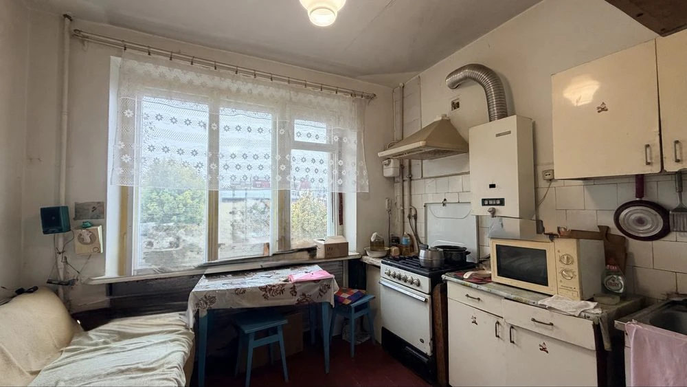 Продаж 2-х кімнатної в центрі!