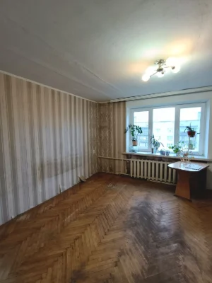 Продаж 2-кімнатної квартири, вул. Конякіна
