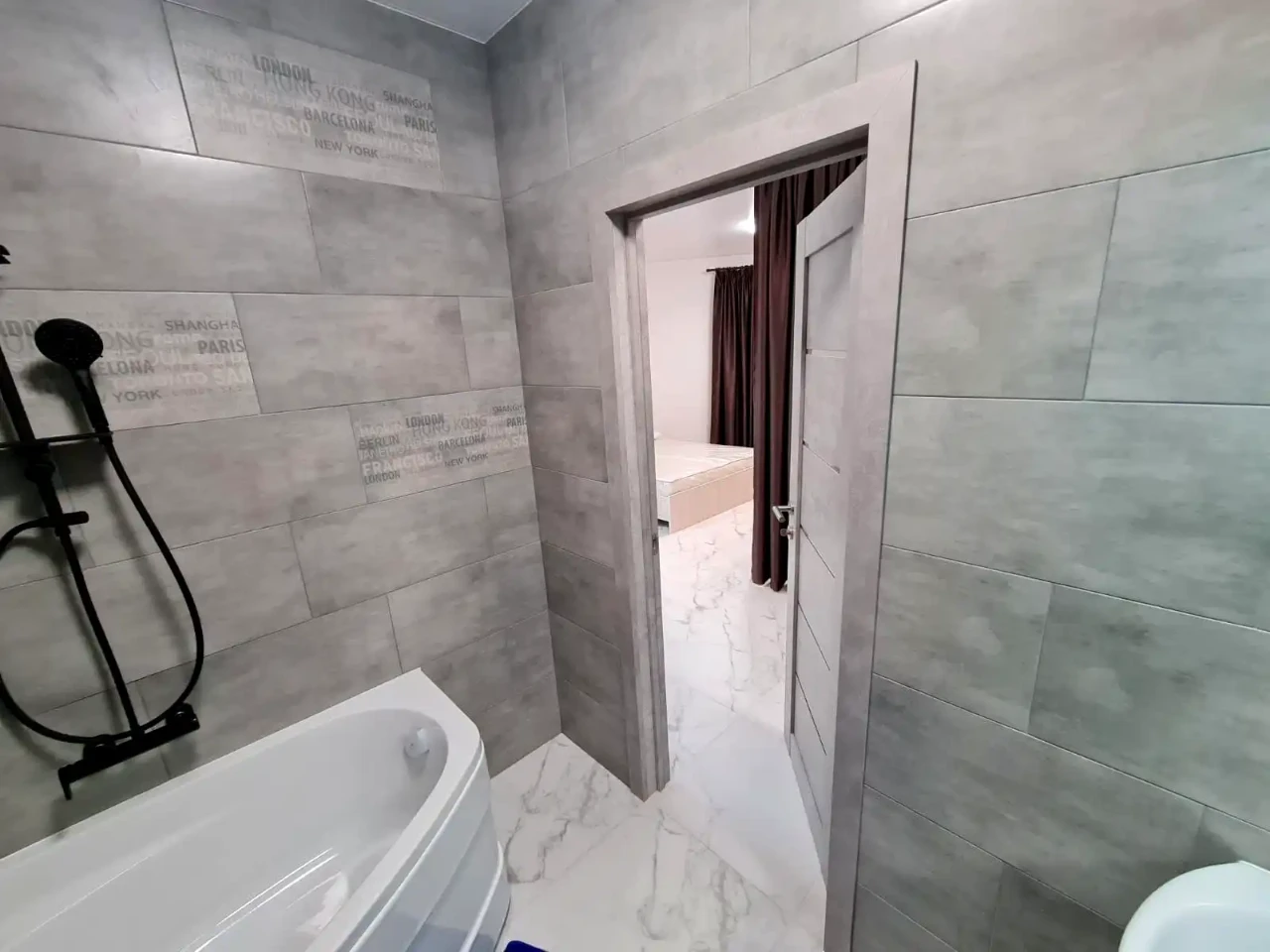 Оренда квартири 1-кімн. 45 м² 21/26 пов.