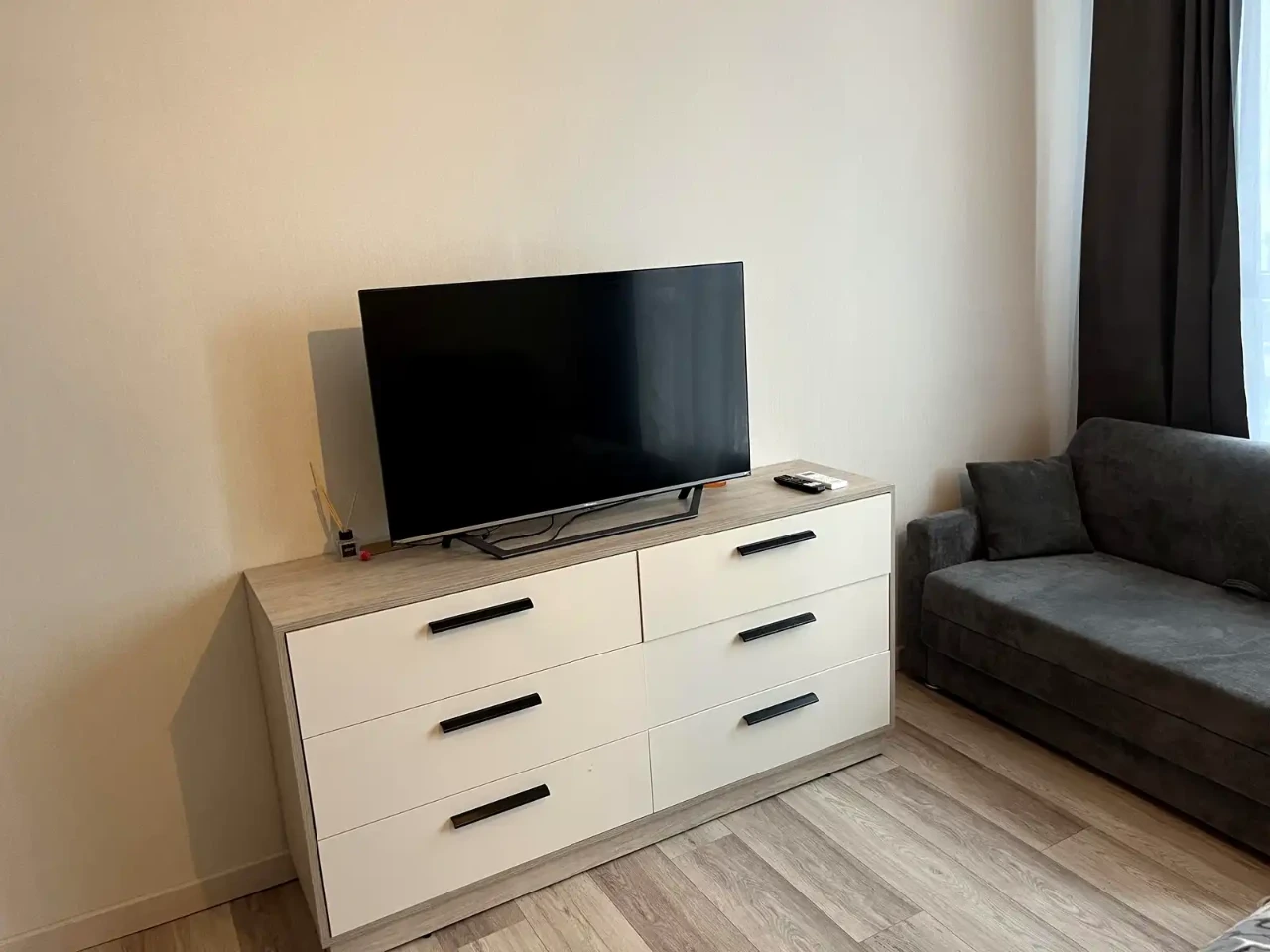 Оренда квартири 1-кімн. 45 м² 8/22 пов.
