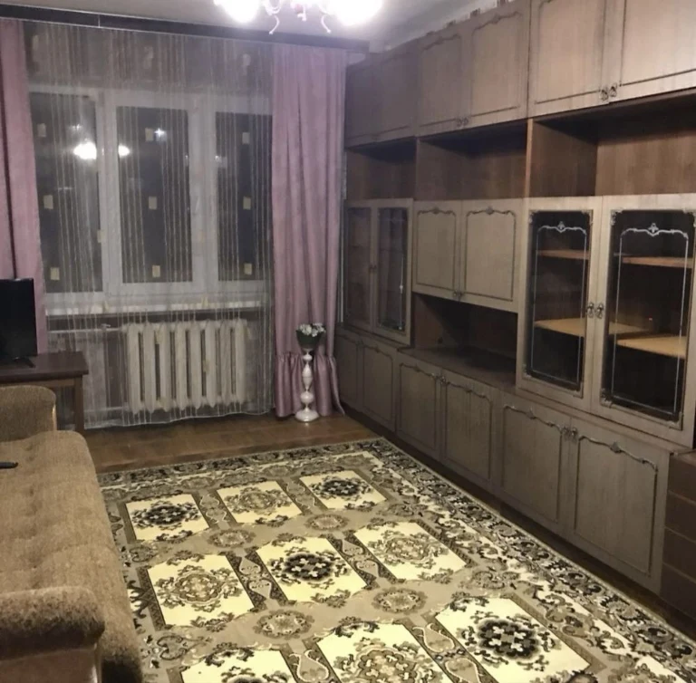 Продаж 2-х кімнатної квартири від власника. Харьківське шосе