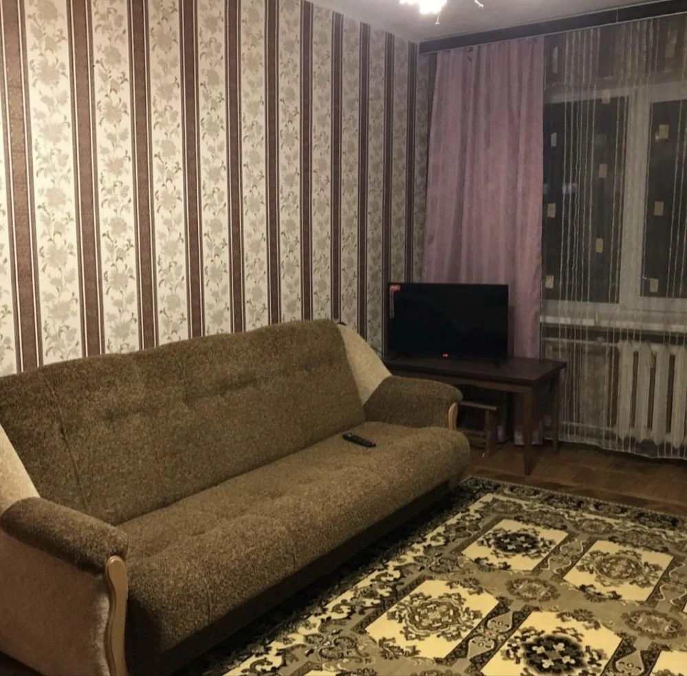 Продаж 2-х кімнатної квартири від власника. Харьківське шосе
