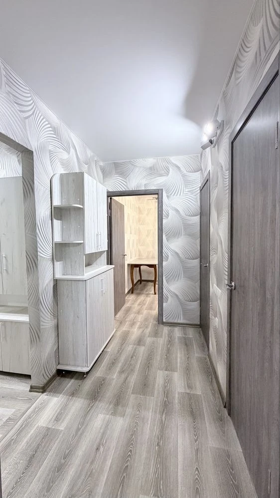 Продажа 2-ком.квартиры с евроремонтом, аинская
