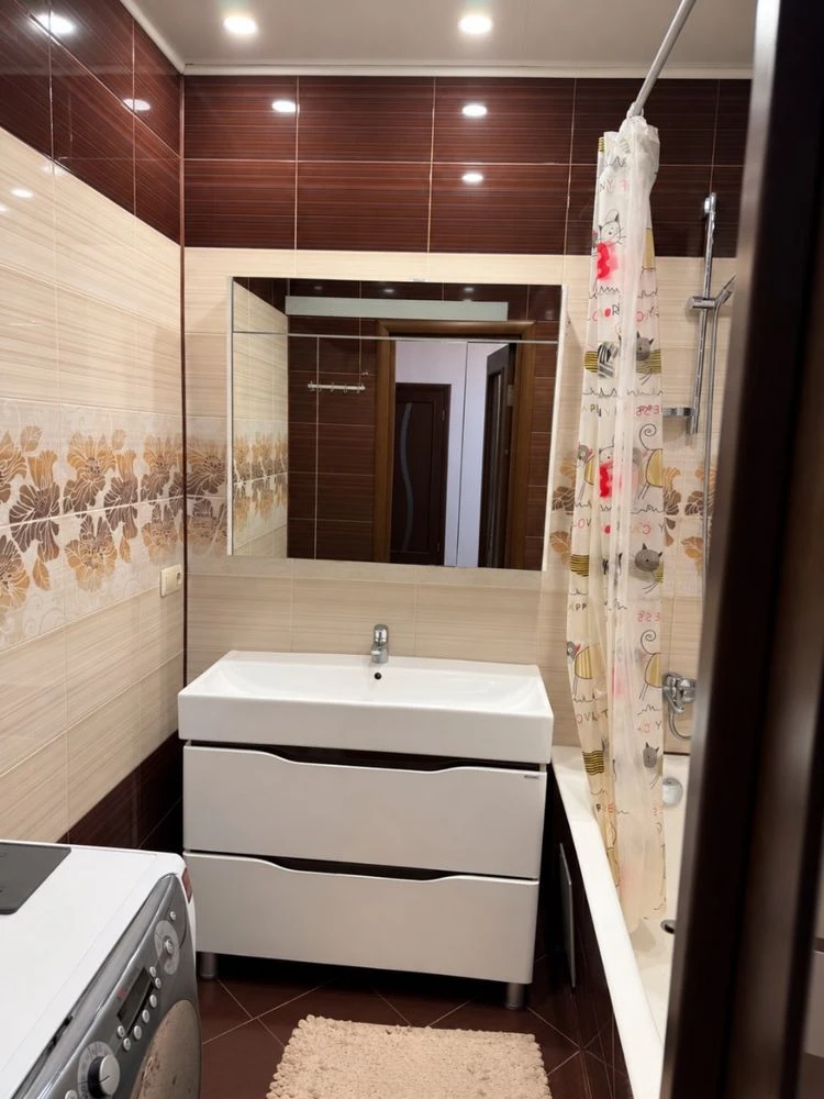 2-кімнатна квартира 68 м² з меблями та кладовою | Українка