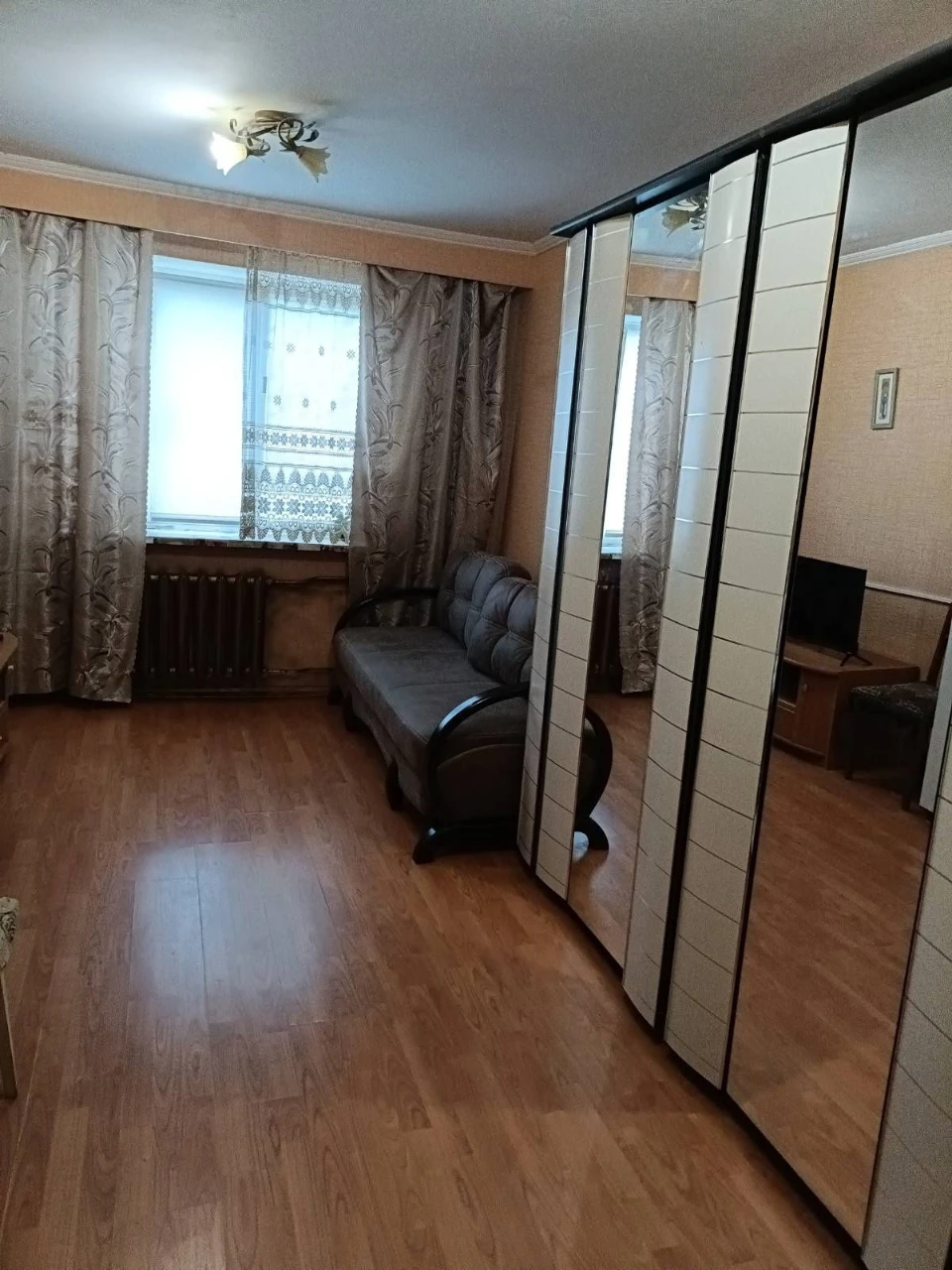 Продам кімнату в гуртожитку вул.Оболонська