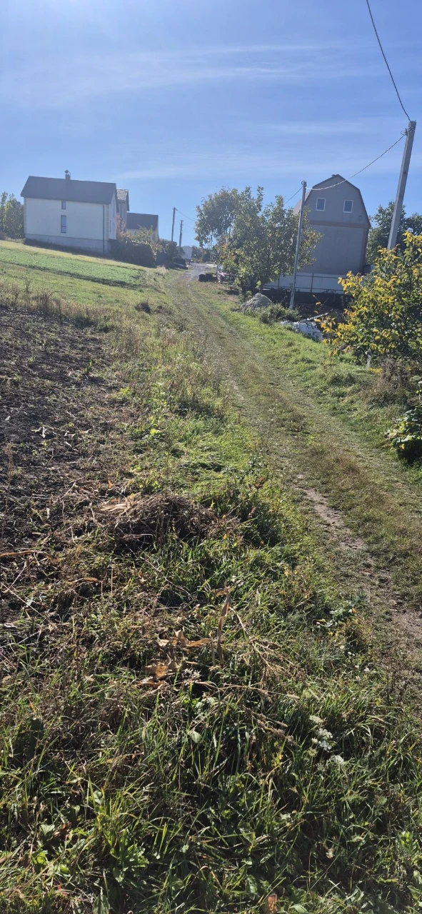 Земельна ділянка