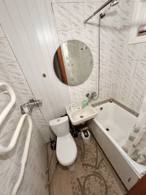продам квартиру вул.Вітрука