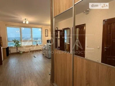 For sale 2-room apartment 60 sq. m on Zarichna Street 1-G • ID 3465859