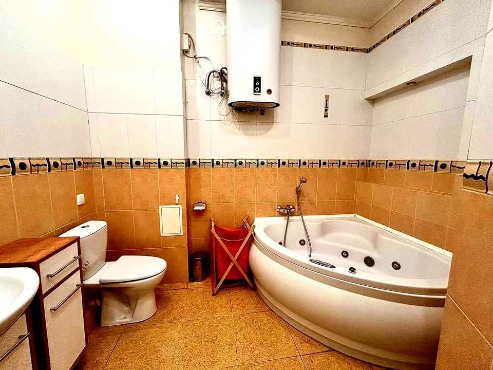 Квартира. Київ, Хрещатик вул.