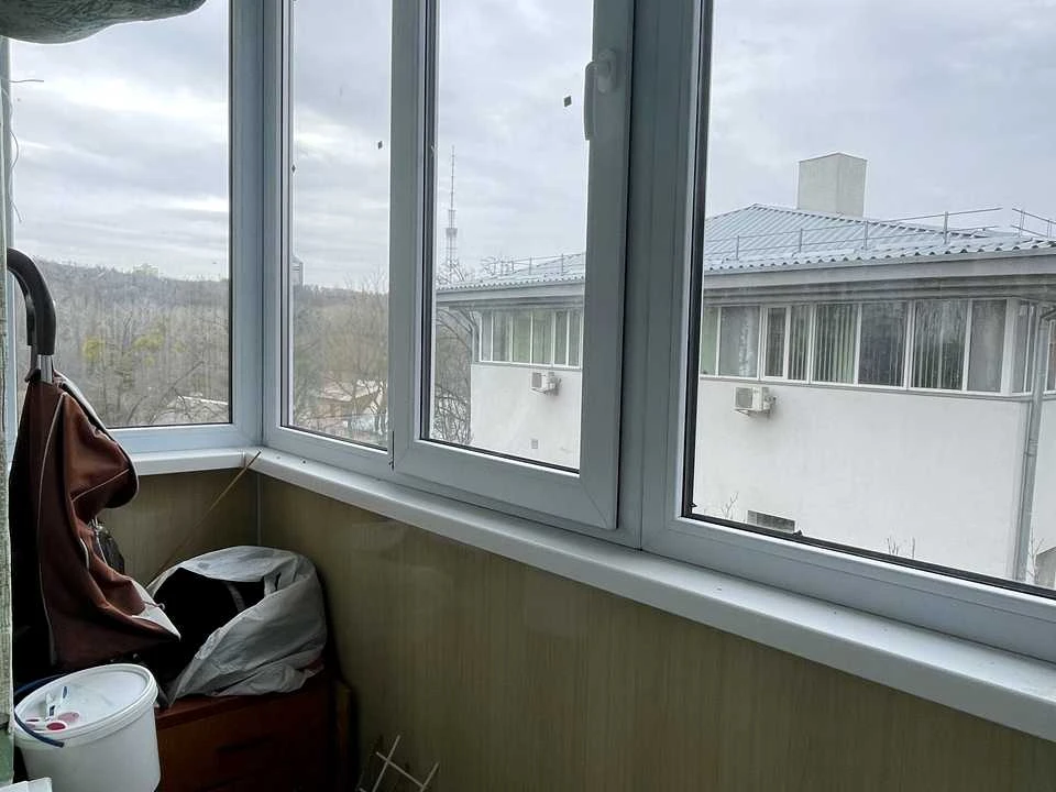 Квартира. Київ, Петропавлівська вул.