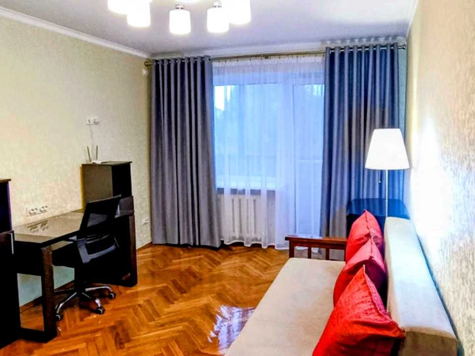 Квартира. Київ, Лєскова вул.