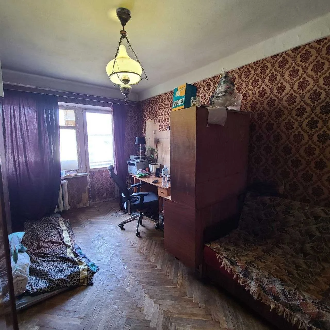 Продаж двокімнатної квартир Сергія Набоки (Бажова) 8, метро