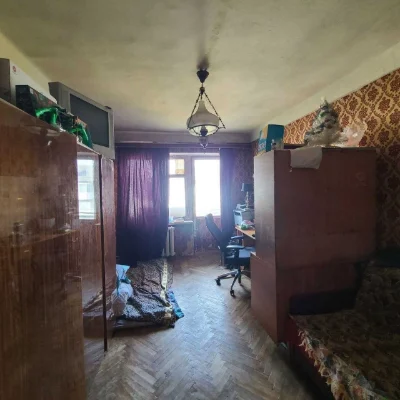 Продаж двокімнатної квартир Сергія Набоки (Бажова) 8, метро