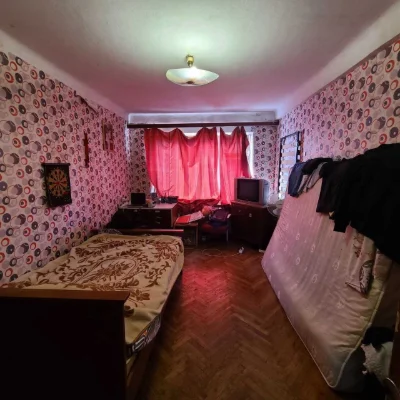 Продаж двокімнатної квартир Сергія Набоки (Бажова) 8, метро