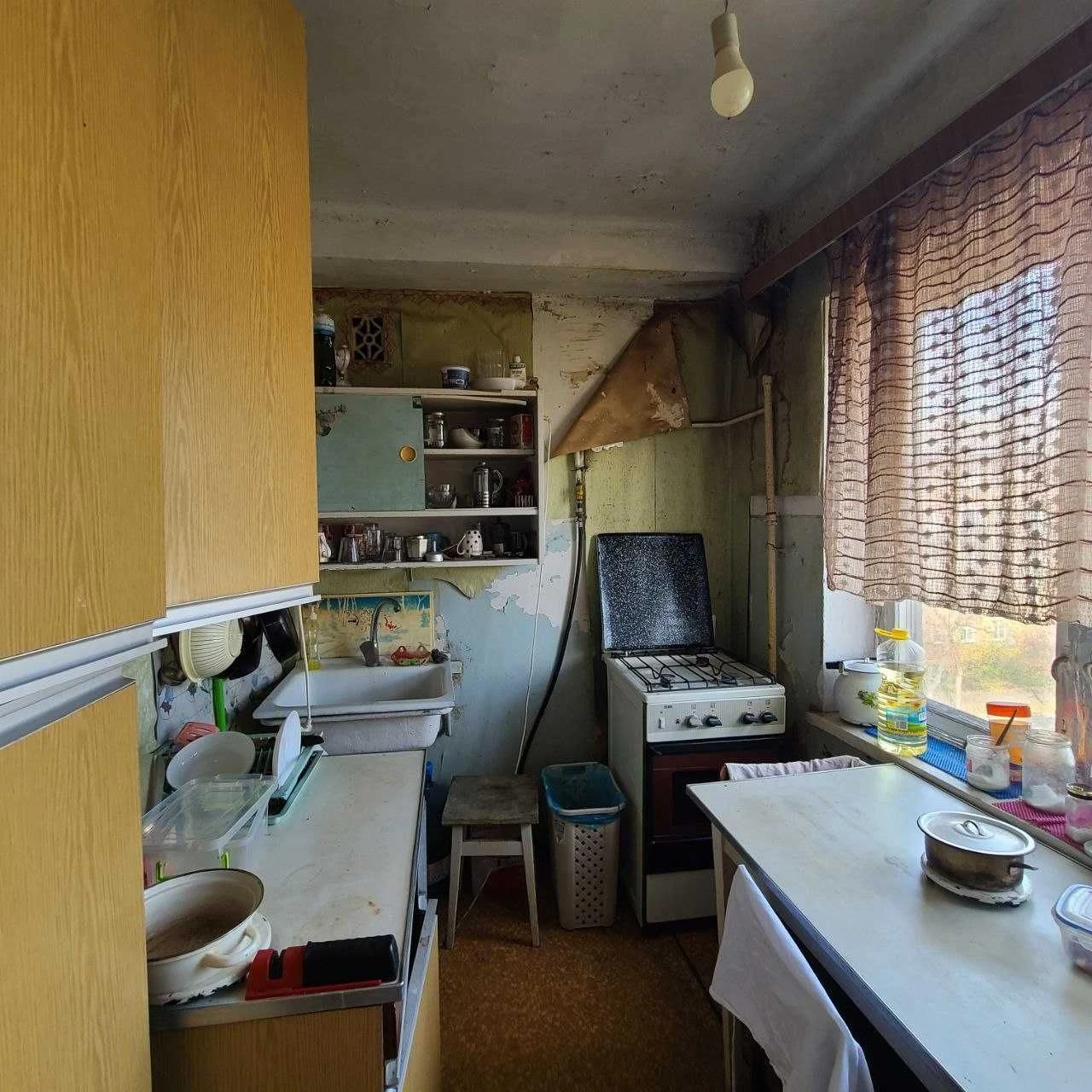 Продаж двокімнатної квартир Сергія Набоки (Бажова) 8, метро