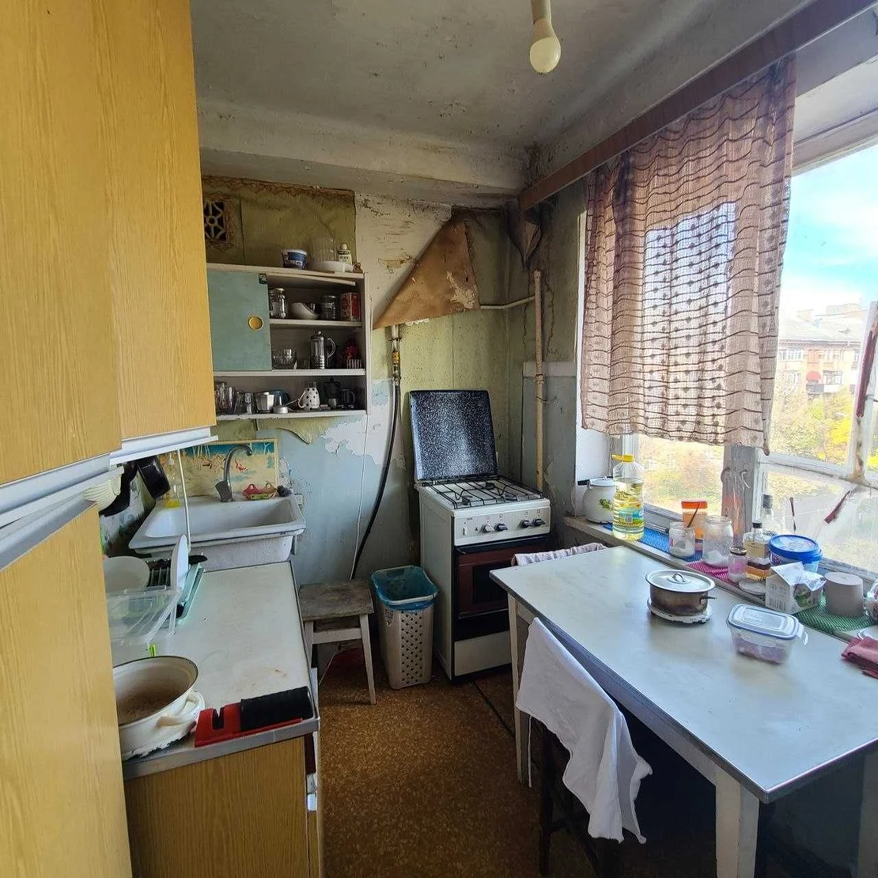 Продаж двокімнатної квартир Сергія Набоки (Бажова) 8, метро