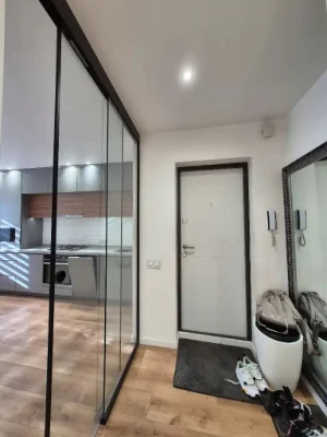 Продам 3-кімнатну квартиру, Червоний камінь