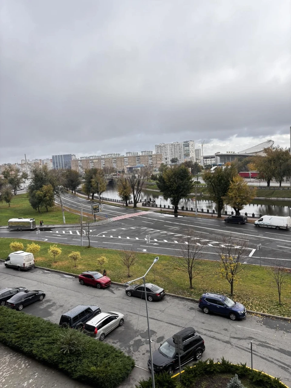 Продам 3к кв з видом на набережну сам Центр Міста!