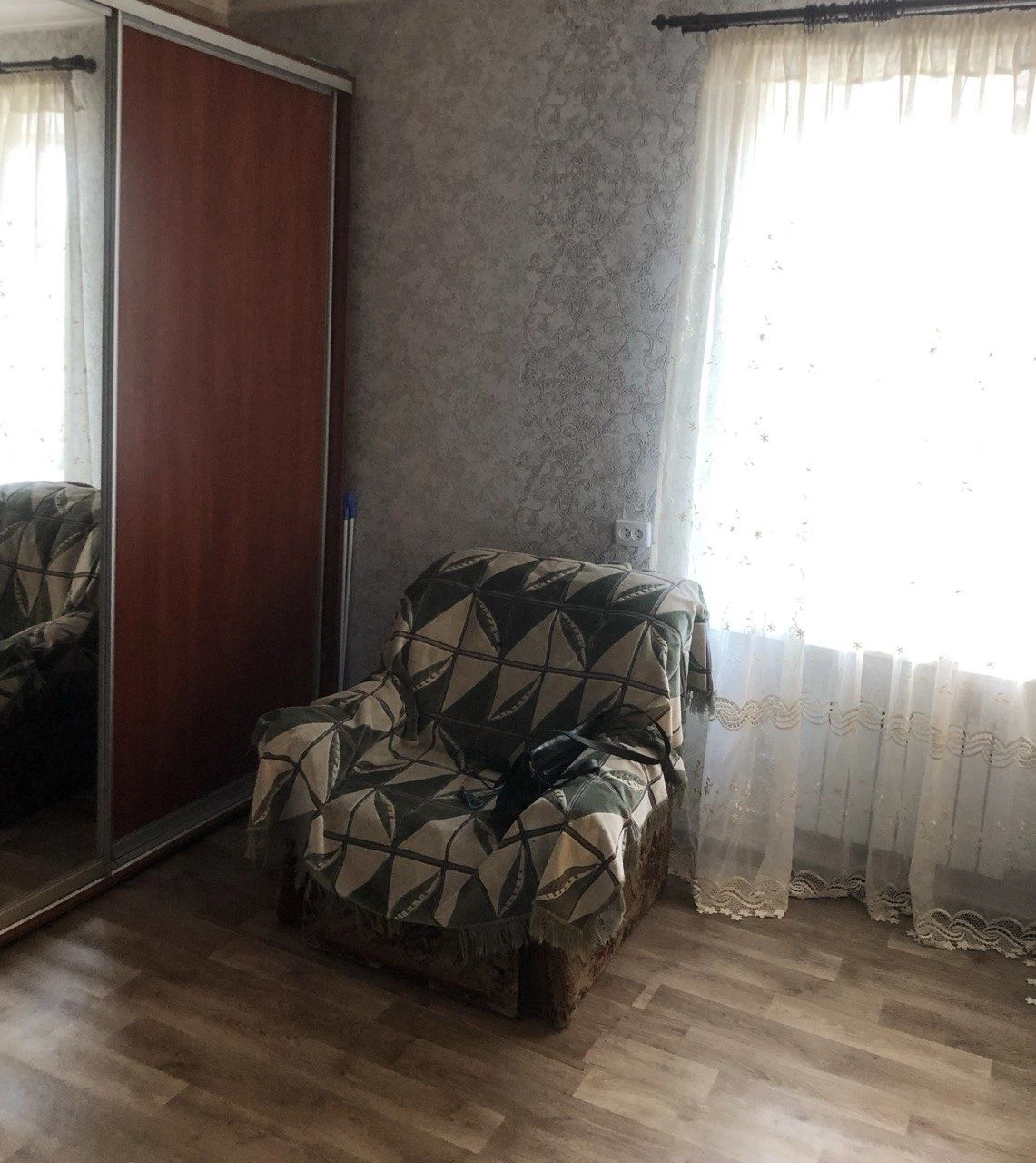 1-кімнатна,пл.Покровська