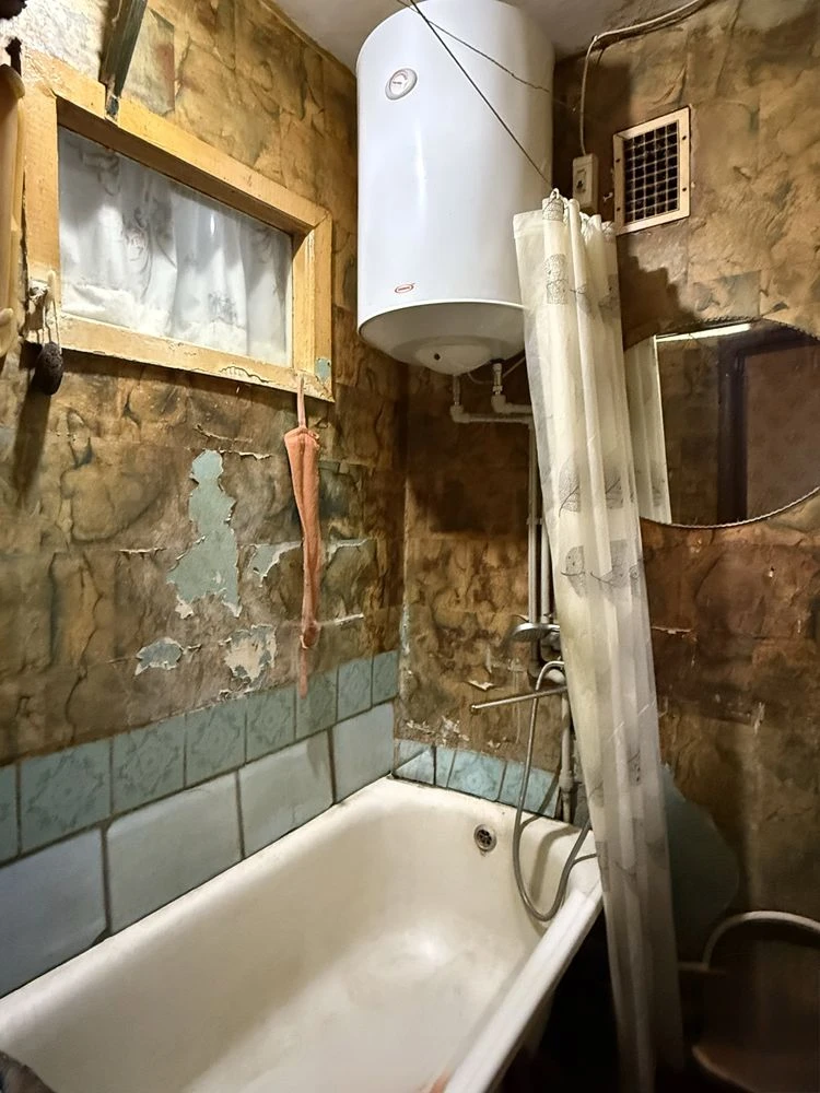 2 кімнатна квартира. Зупинка Водоканал