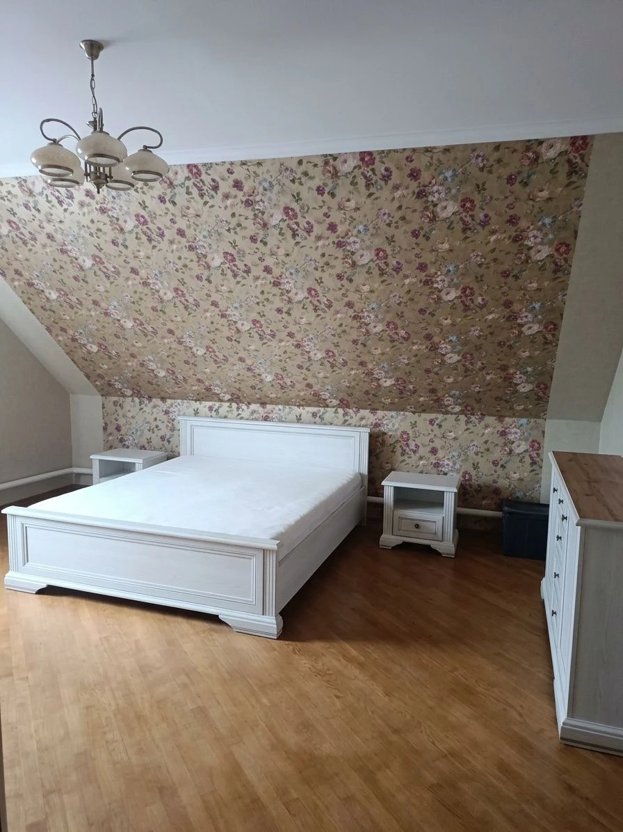 Продаж будинку в центрі м.Фастів