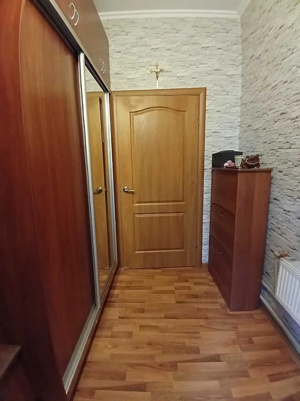 Продам будинок в центрі ( район університету ім. В.О. Сухомл