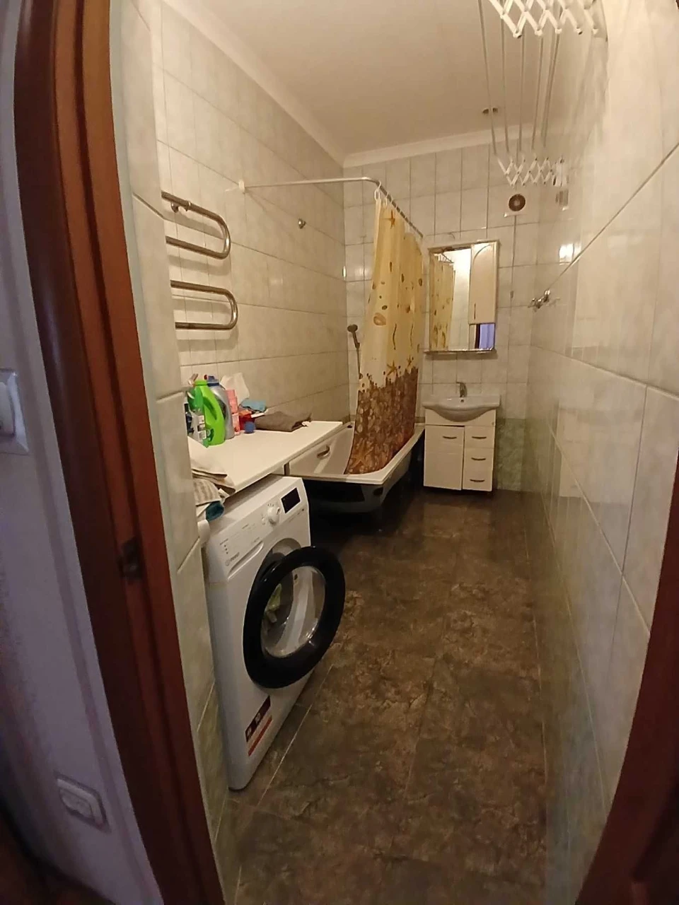 Продам будинок в центрі ( район університету ім. В.О. Сухомл