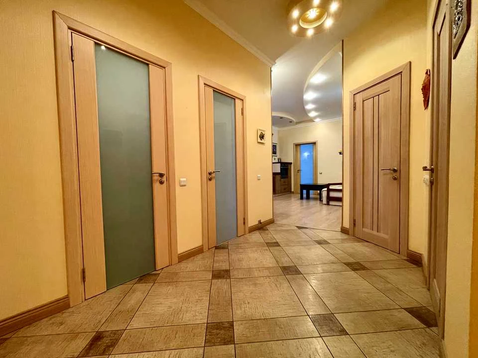 Квартира. Київ, Мокра вул.