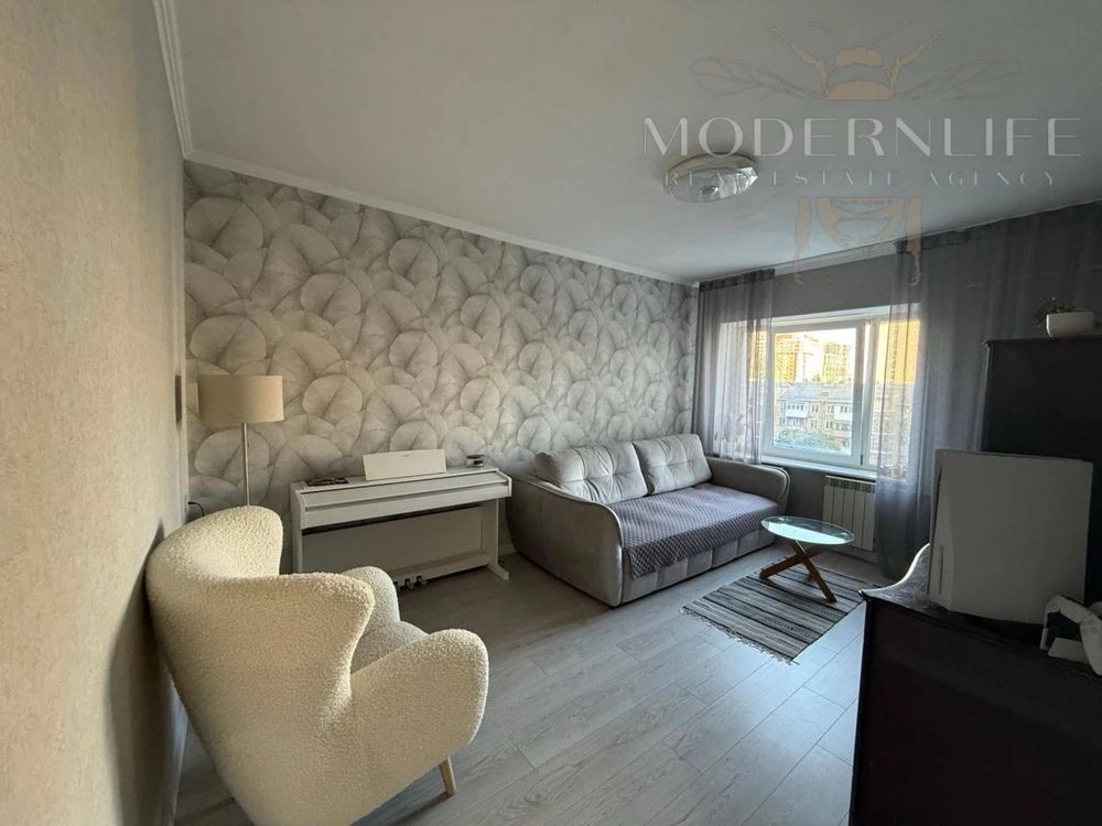 Продаж 2к квартири вул. Антоновича 125а