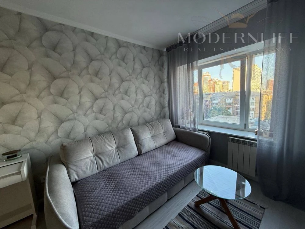 Продаж 2к квартири вул. Антоновича 125а