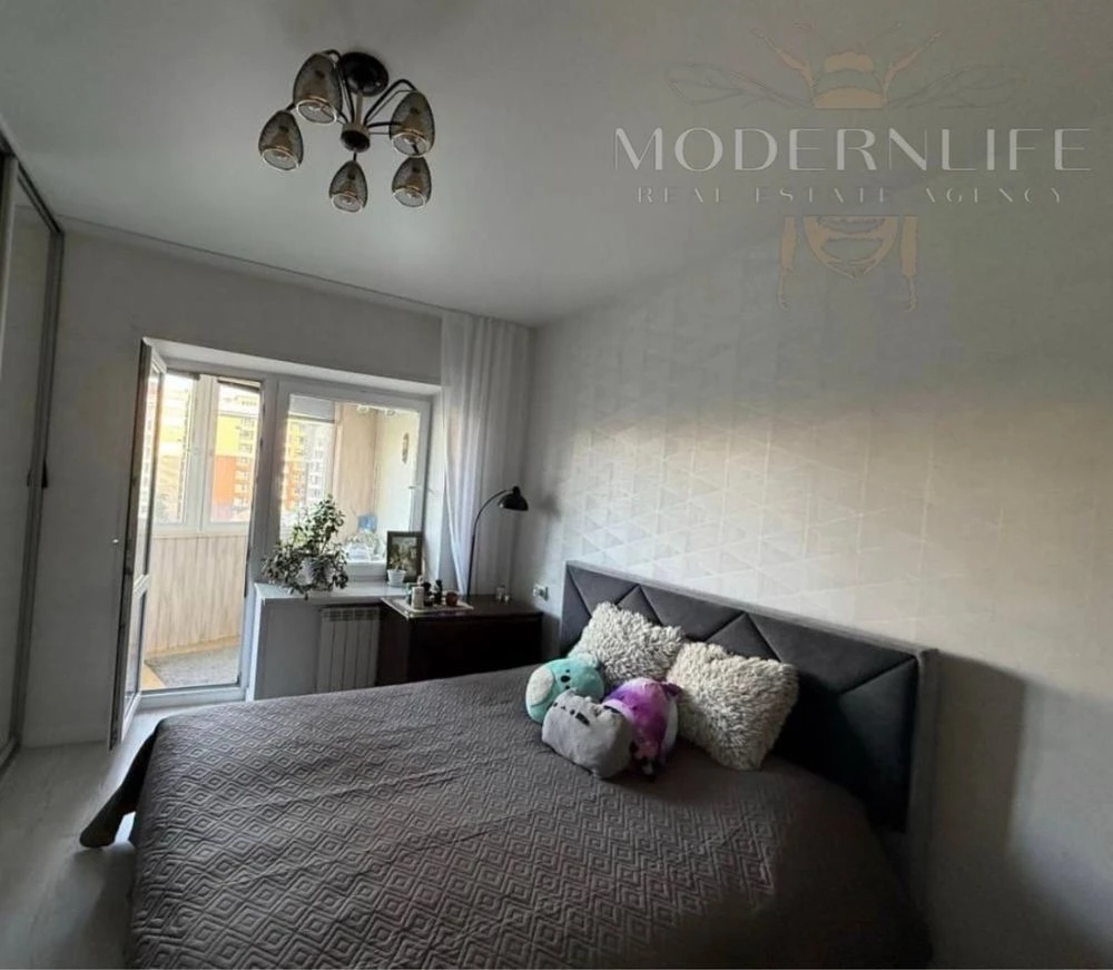 Продаж 2к квартири вул. Антоновича 125а