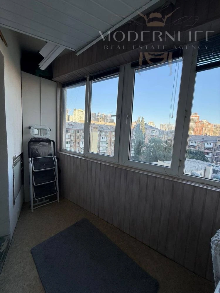 Продаж 2к квартири вул. Антоновича 125а