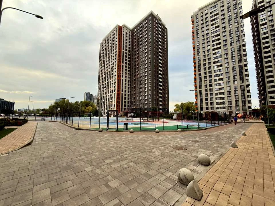 Квартира. Київ, Дніпровська набережна вул.