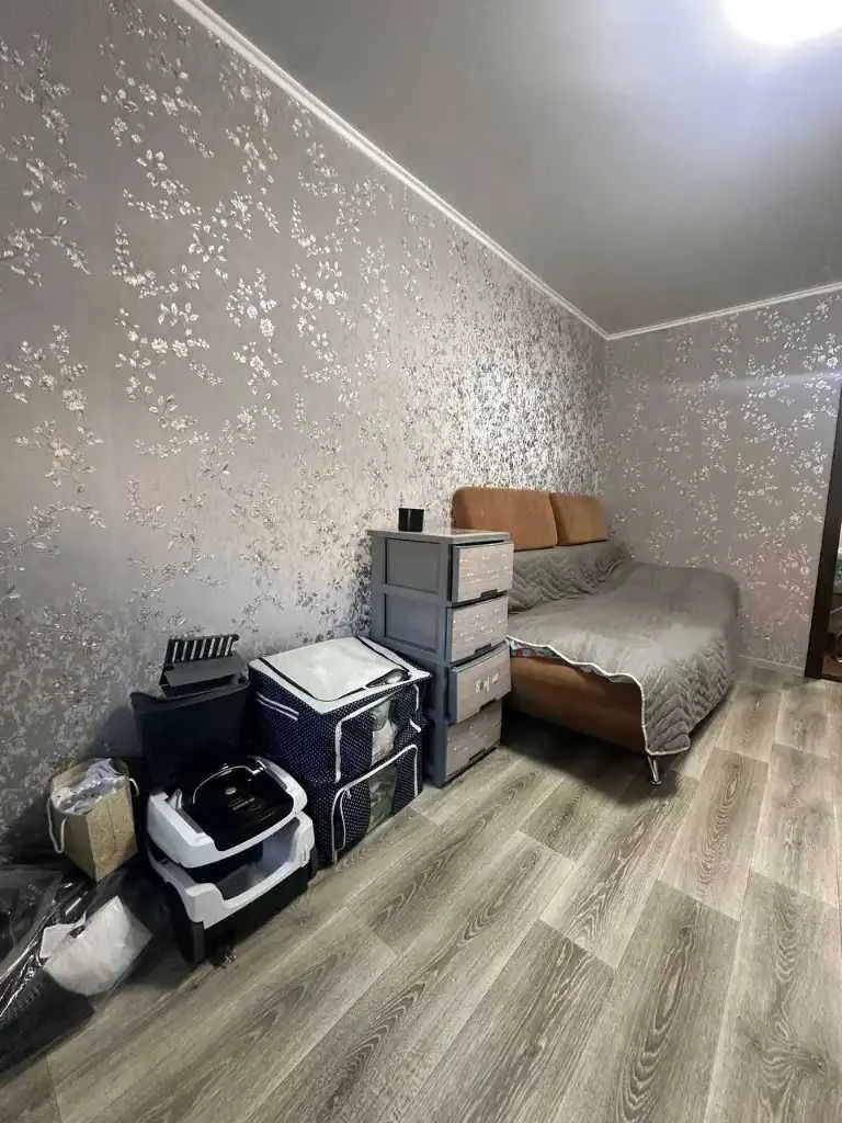 Продам 3-х к. квартиру ЖМ Тополя 3 ; буд. 19