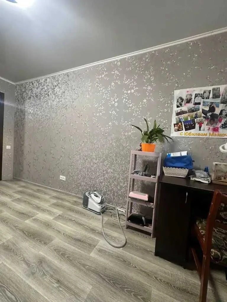 Продам 3-х к. квартиру ЖМ Тополя 3 ; буд. 19