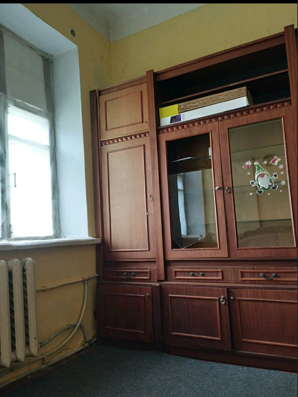 Продам  3 х комн.кварт в р- не Грушевського ,Вартових неба
