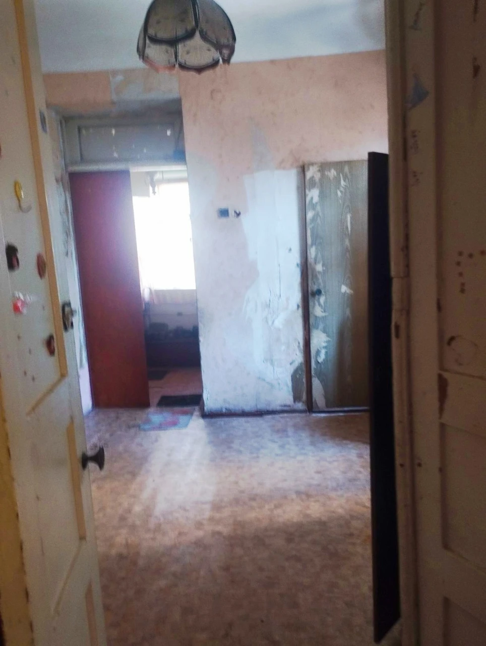 Продам  3 х комн.кварт в р- не Грушевського ,Вартових неба