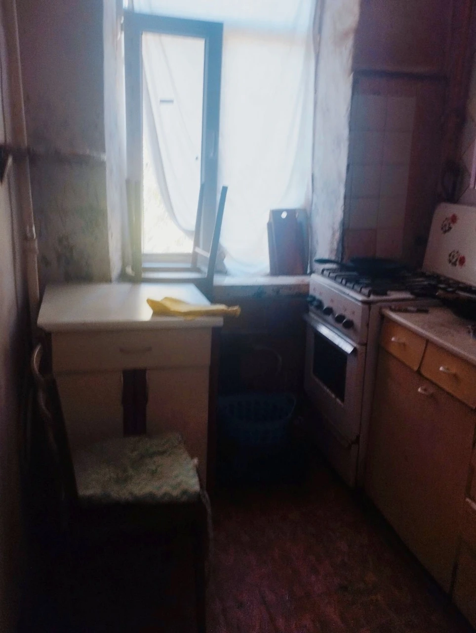 Продам  3 х комн.кварт в р- не Грушевського ,Вартових неба