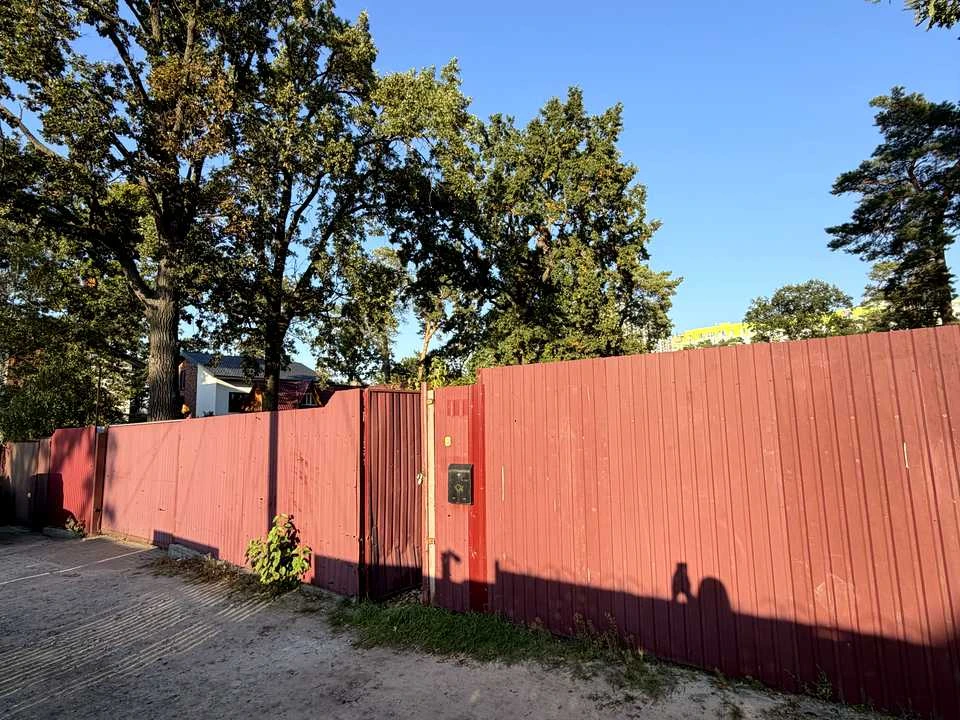Ділянка. Ірпінь, Матвія Донцова вул.