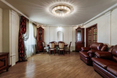 Продаж 2-кімнатноії квартири 90м2 7й поверх Драгоманова 15-а