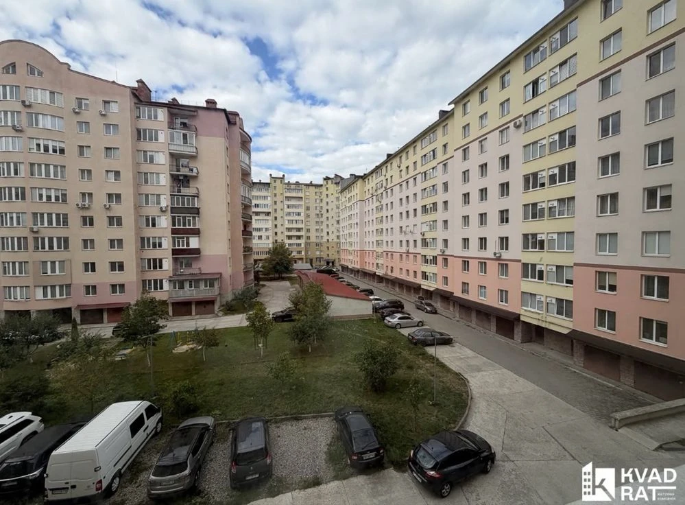 ЗДАНА 3 кім вул. Хіміків з якісним ремонтом