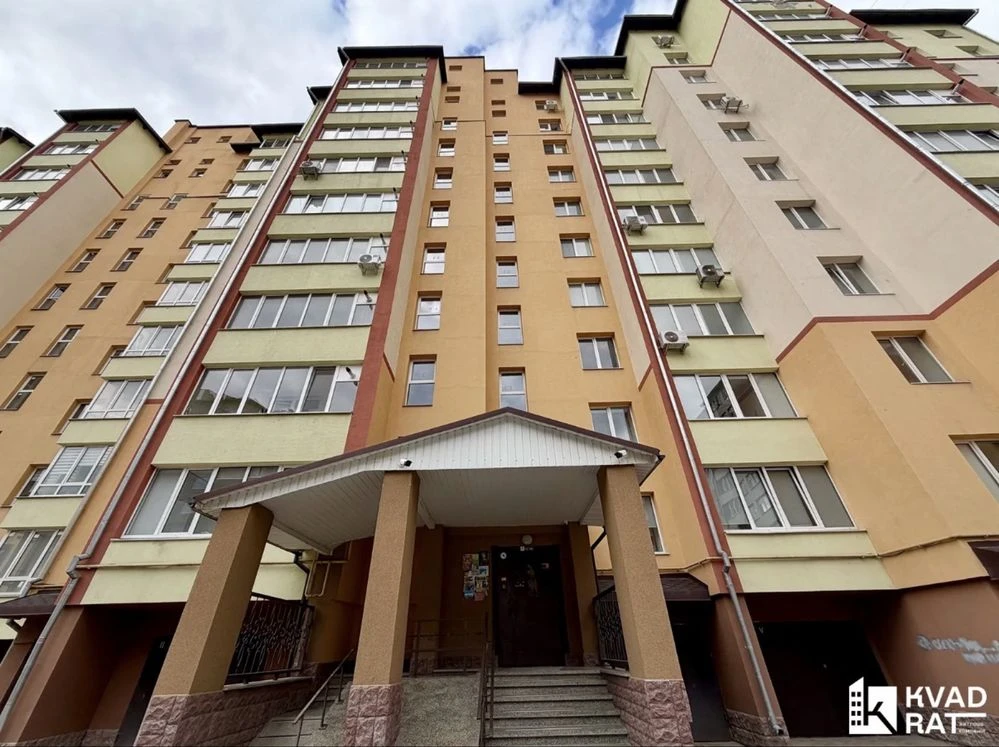ЗДАНА 3 кім вул. Хіміків з якісним ремонтом