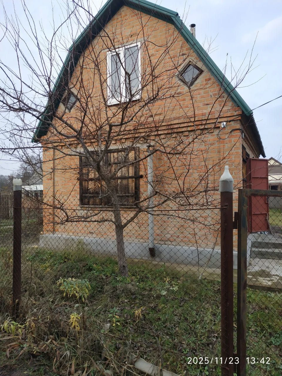 Продам дачу на Вороніна