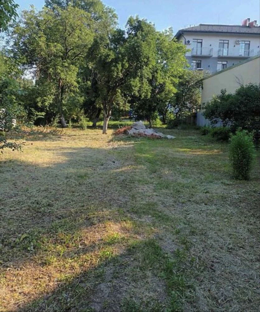 Продаж земельної ділянки  в центрі міста Ужгород