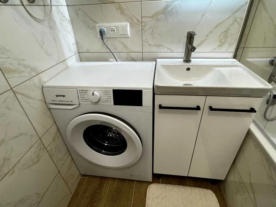 Квартира. Київ, Вишгородська вул.