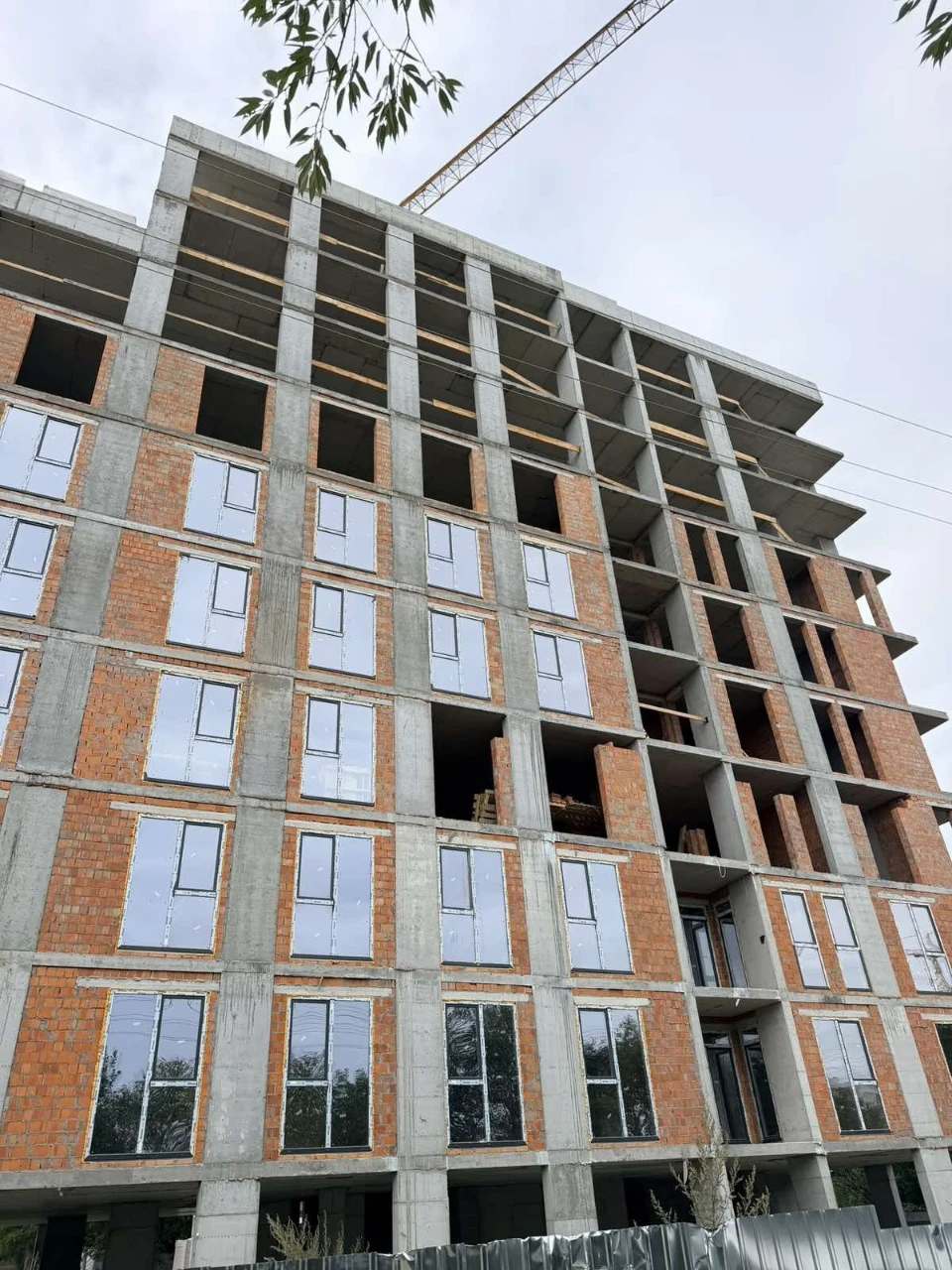 Без комісії!! Продаж 1кім. квартира 39м.кв вул. Морозна - Си